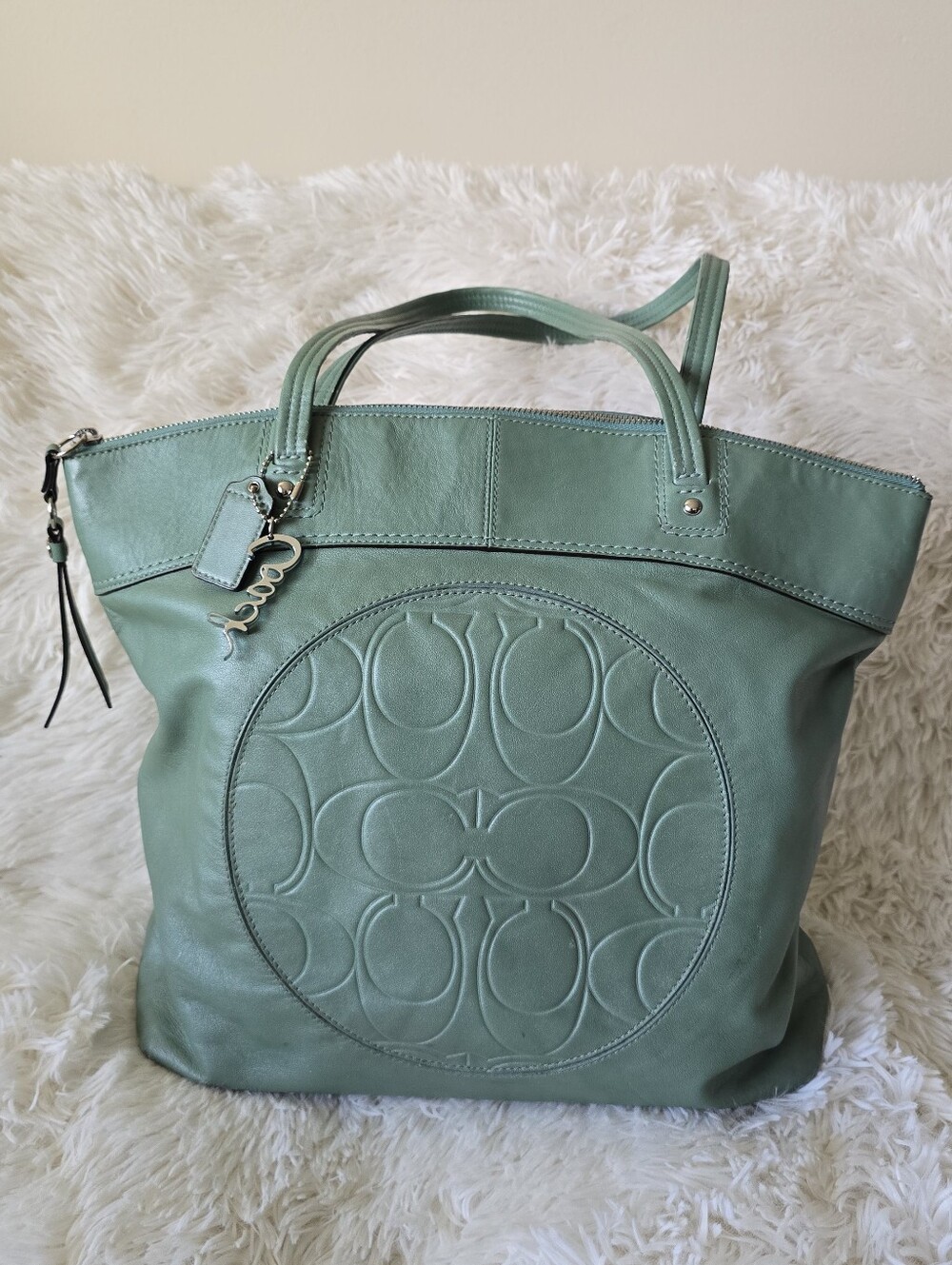Coach Laura Large Tote Sage Green Signature C Leather Shoulder Bag